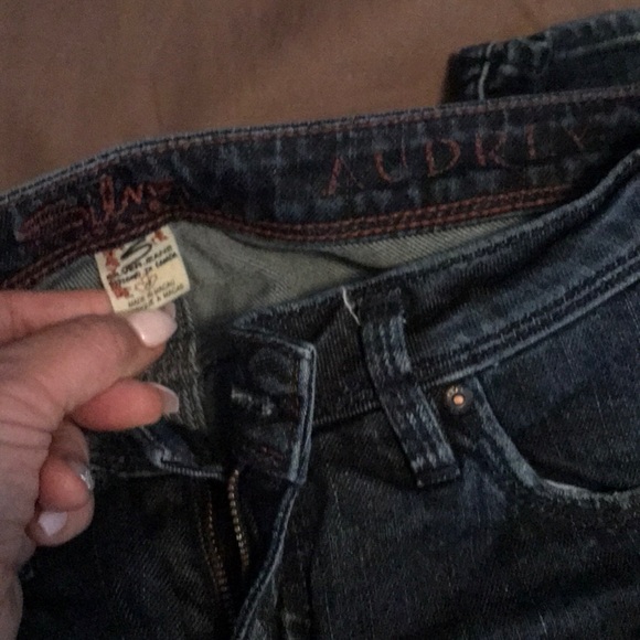 Silver jeans size 28 - Picture 2 of 4